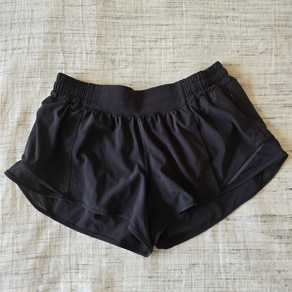 Lululemon Black Hotty Hot Low-Rise Lined Short 2.5" - Picture 4 of 6